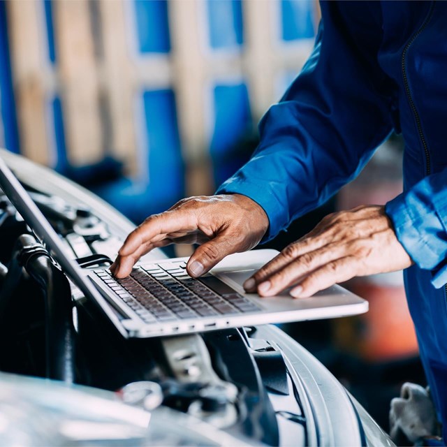 Reprogramamos la centralita de tu coche